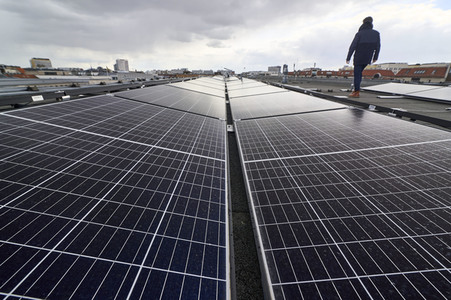 Solaranlagen auf Schuldächern in Berlin