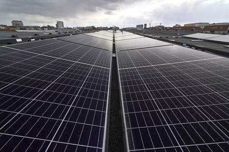 Solaranlagen auf Schuldächern in Berlin