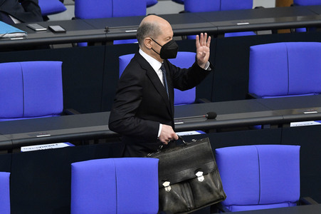 221. Sitzung des Deutschen Bundestages in Berlin
