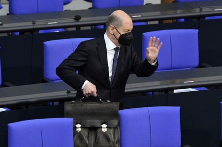 221. Sitzung des Deutschen Bundestages in Berlin