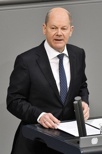 221. Sitzung des Deutschen Bundestages in Berlin