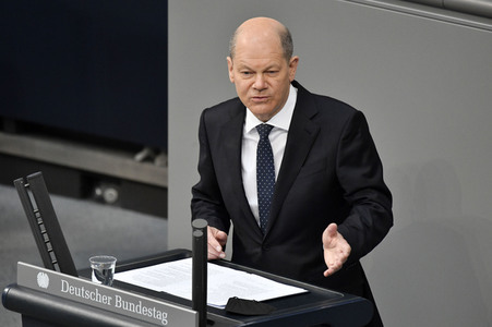 221. Sitzung des Deutschen Bundestages in Berlin