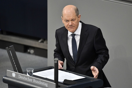 221. Sitzung des Deutschen Bundestages in Berlin