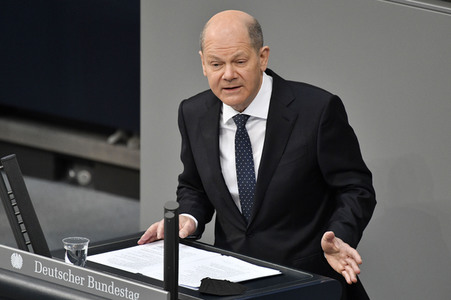 221. Sitzung des Deutschen Bundestages in Berlin