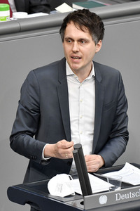 221. Sitzung des Deutschen Bundestages in Berlin