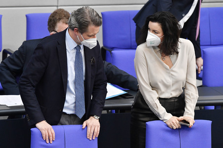 221. Sitzung des Deutschen Bundestages in Berlin