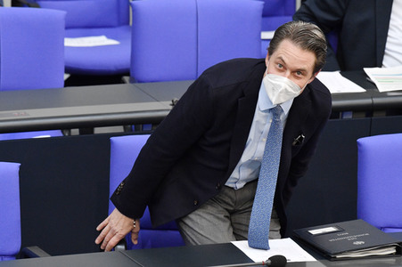 221. Sitzung des Deutschen Bundestages in Berlin