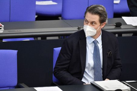 221. Sitzung des Deutschen Bundestages in Berlin