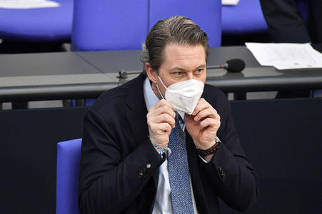 221. Sitzung des Deutschen Bundestages in Berlin