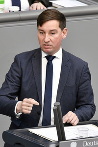 221. Sitzung des Deutschen Bundestages in Berlin