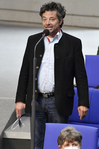 221. Sitzung des Deutschen Bundestages in Berlin