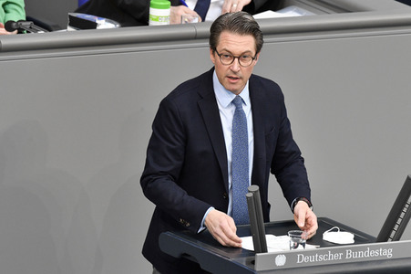 221. Sitzung des Deutschen Bundestages in Berlin