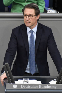 221. Sitzung des Deutschen Bundestages in Berlin