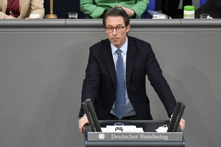 221. Sitzung des Deutschen Bundestages in Berlin