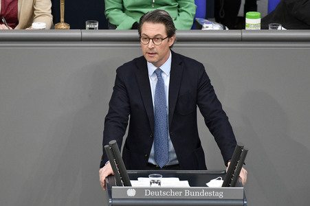 221. Sitzung des Deutschen Bundestages in Berlin