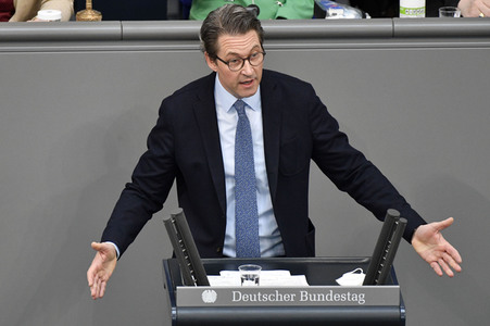 221. Sitzung des Deutschen Bundestages in Berlin