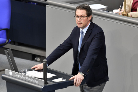 221. Sitzung des Deutschen Bundestages in Berlin