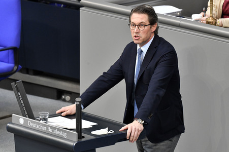 221. Sitzung des Deutschen Bundestages in Berlin