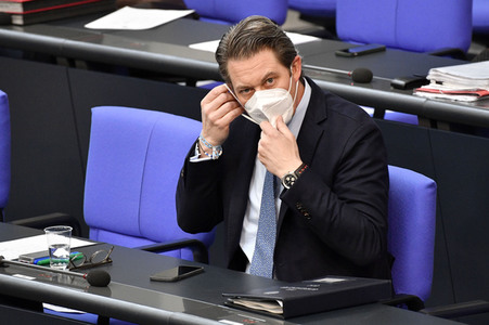 221. Sitzung des Deutschen Bundestages in Berlin