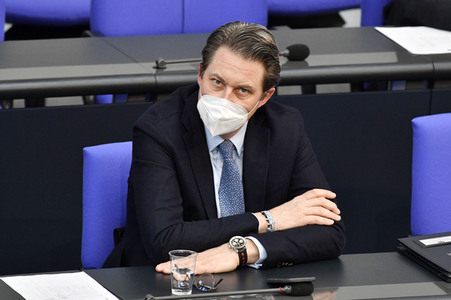 221. Sitzung des Deutschen Bundestages in Berlin