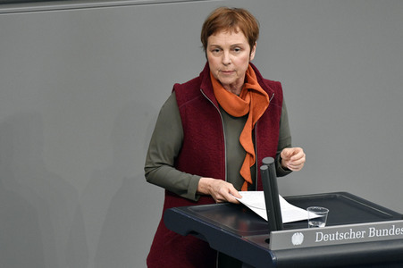 221. Sitzung des Deutschen Bundestages in Berlin