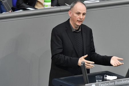 221. Sitzung des Deutschen Bundestages in Berlin