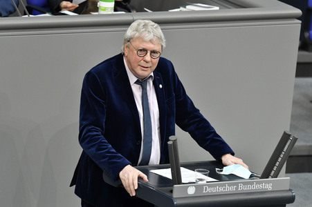 221. Sitzung des Deutschen Bundestages in Berlin