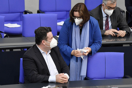 221. Sitzung des Deutschen Bundestages in Berlin