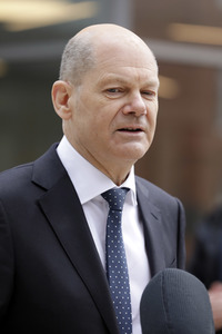 Olaf Scholz beim Besuch vom Vivantes-Klinikum in Berlin