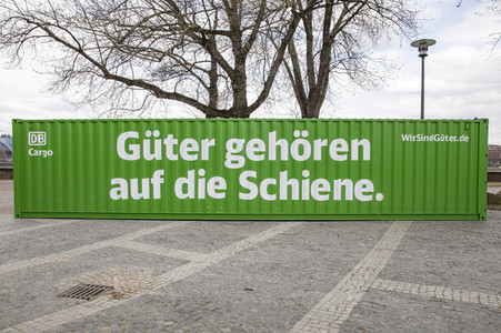 Grüner DB Container in Köln