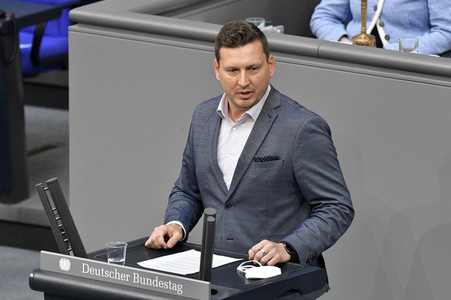 222. Sitzung des Deutschen Bundestages in Berlin