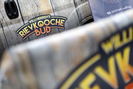 Eröffnung von 'Willi Herren’s Rievkooche Bud' in Köln