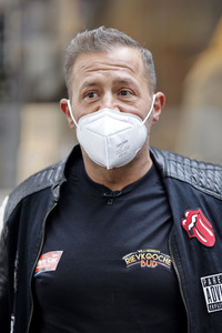 Eröffnung von 'Willi Herren’s Rievkooche Bud' in Köln