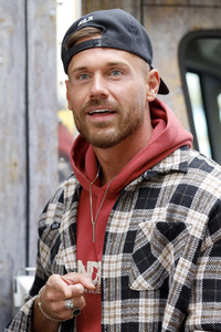 Eröffnung von 'Willi Herren’s Rievkooche Bud' in Köln