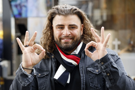 Eröffnung von 'Willi Herren’s Rievkooche Bud' in Köln