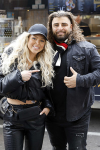 Eröffnung von 'Willi Herren’s Rievkooche Bud' in Köln