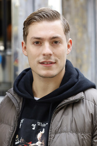 Eröffnung von 'Willi Herren’s Rievkooche Bud' in Köln