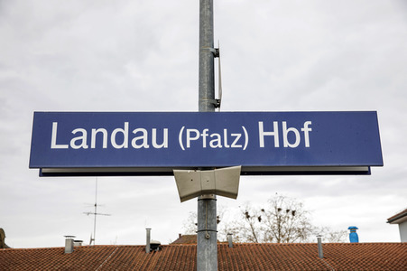 Der Hauptbahnhof in Landau
