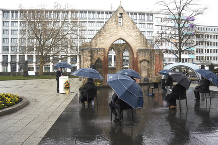 Gedenkveranstaltung für die Opfer der Corona-Pandemie in Hannover