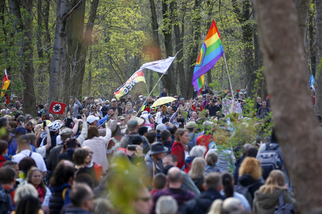 Demonstration gegen die bundesweite Verschärfung des Infektionsschutzgesetzes in Berlin