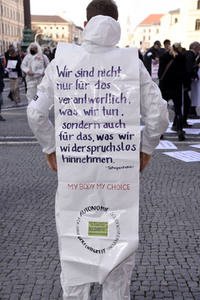 Demonstration gegen die bundesweite Verschärfung des Infektionsschutzgesetzes in München