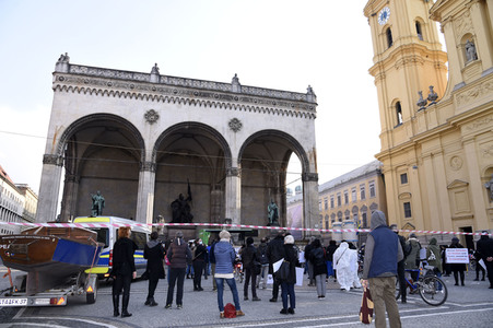 Demonstration gegen die bundesweite Verschärfung des Infektionsschutzgesetzes in München