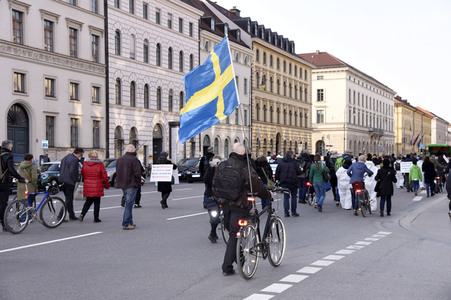 Demonstration gegen die bundesweite Verschärfung des Infektionsschutzgesetzes in München