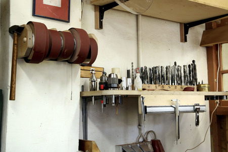 Traditionelle Handwerke - Der Instrumentenbauer