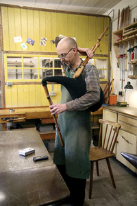 Traditionelle Handwerke - Der Instrumentenbauer