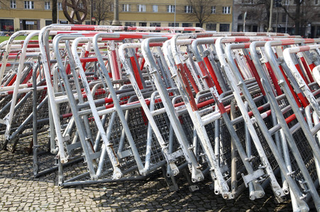 Symbolfoto Absperrgitter