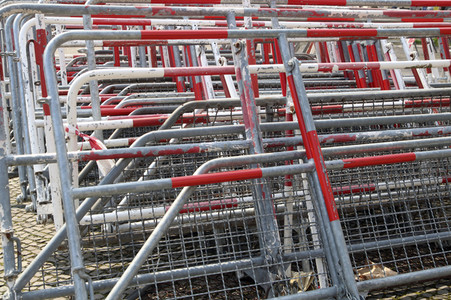 Symbolfoto Absperrgitter