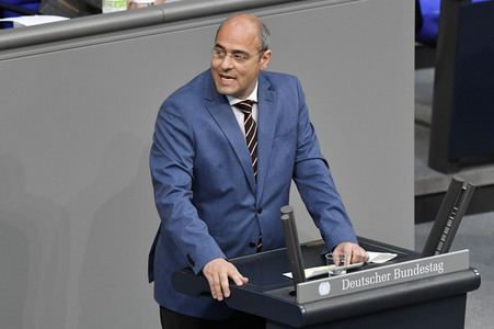 225. Sitzung des Deutschen Bundestages in Berlin
