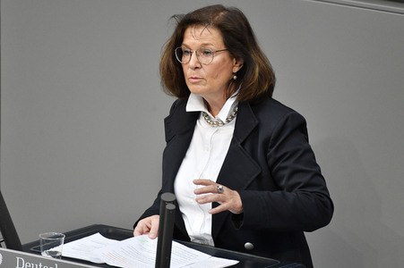 225. Sitzung des Deutschen Bundestages in Berlin