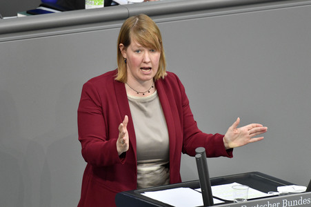 225. Sitzung des Deutschen Bundestages in Berlin